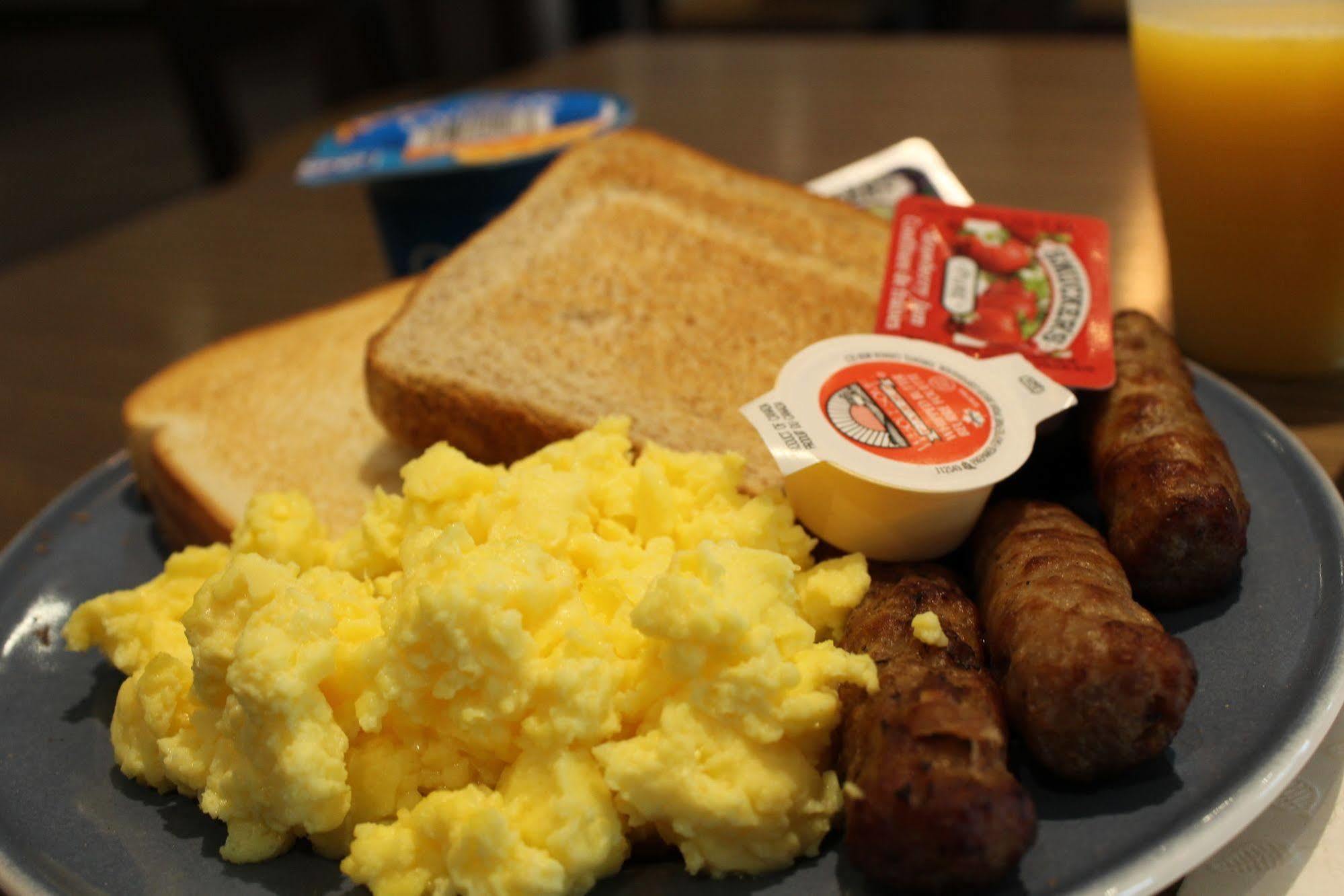 Chatham-Kent Comfort Inn מראה חיצוני תמונה